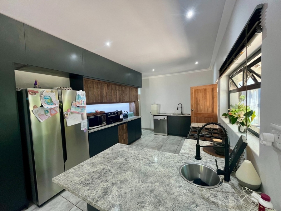 3 Bedroom Property for Sale in La Hoff North West